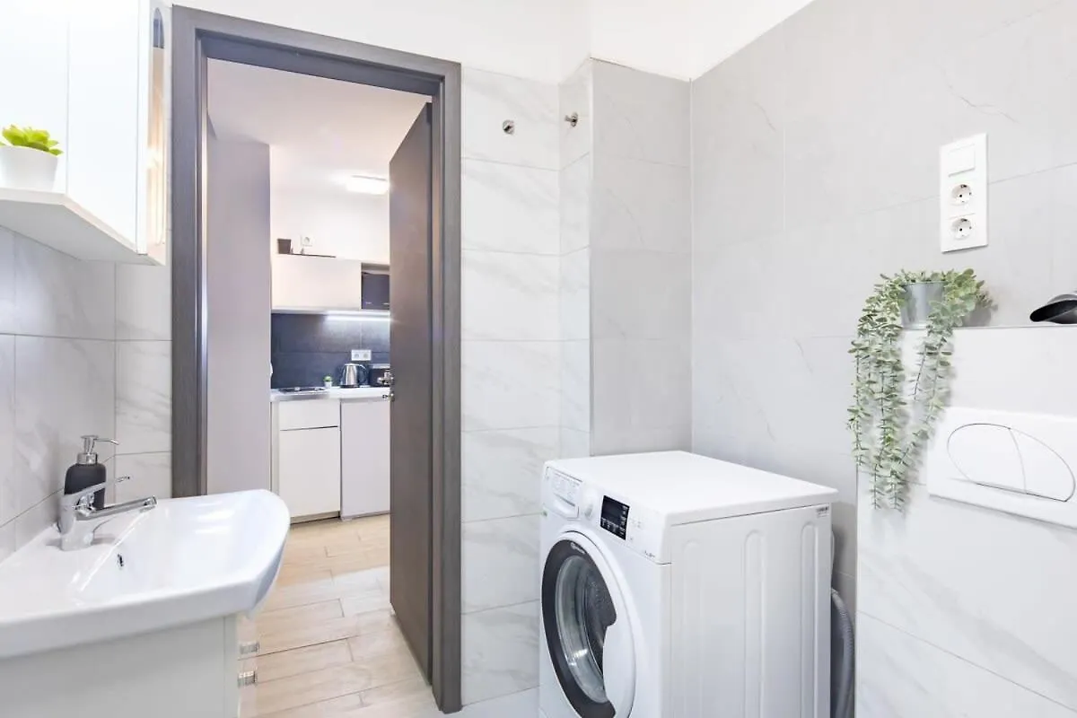 Central Room For Solo Traveller Budapest