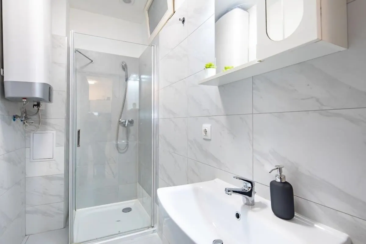 Apartment Central Room For Solo Traveller Budapest