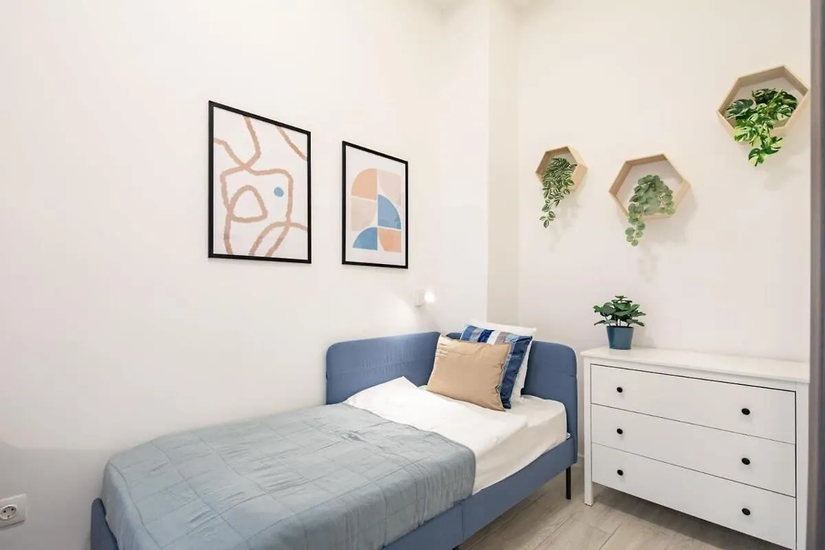 Apartment Central Room For Solo Traveller Budapest