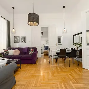 Apartmán Black & White, Budapešť